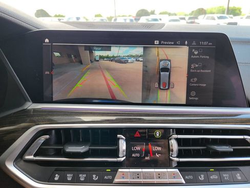 Used 2019 BMW X7 xDrive40i w/ Premium Package AWD/4WD image 19