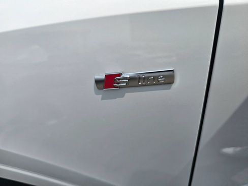 Used 2022 Audi Q3 2.0T Premium Plus AWD/4WD image 38