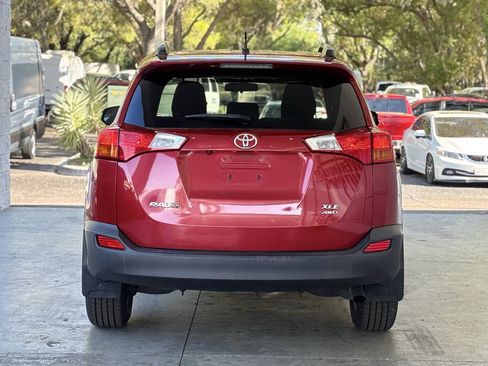 Used 2013 Toyota RAV4 XLE AWD/4WD image 7