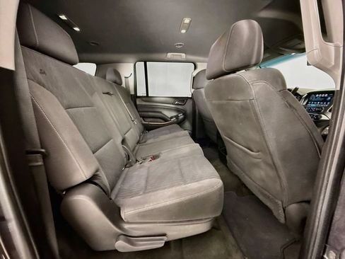 Used 2018 Chevrolet Suburban LS AWD/4WD image 29