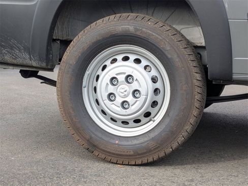 New 2026 RAM ProMaster 2500 w/ Convenience Group image 9