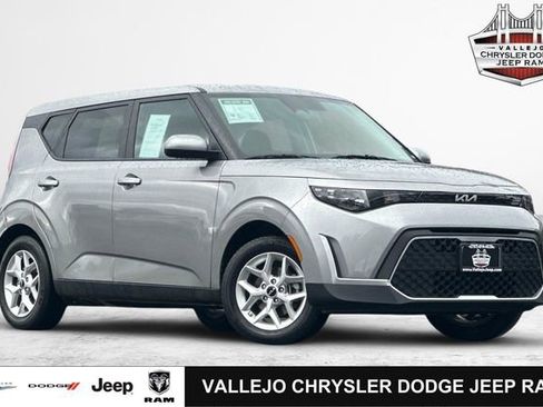 Used 2024 Kia Soul LX w/ Option Group 015 image 1