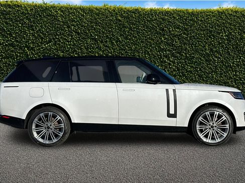 New 2026 Land Rover Range Rover Long Wheelbase SE AWD/4WD image 7
