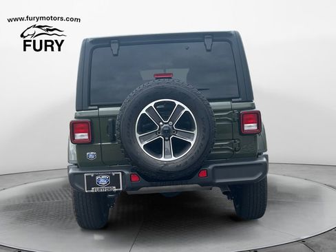 Used 2023 Jeep Wrangler Unlimited Sahara w/ Cold Weather Group AWD/4WD image 4
