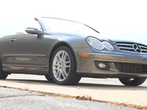Used 2008 Mercedes-Benz CLK 350 Cabriolet image 35
