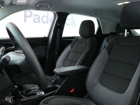 Used 2023 Chevrolet TrailBlazer LS image 24