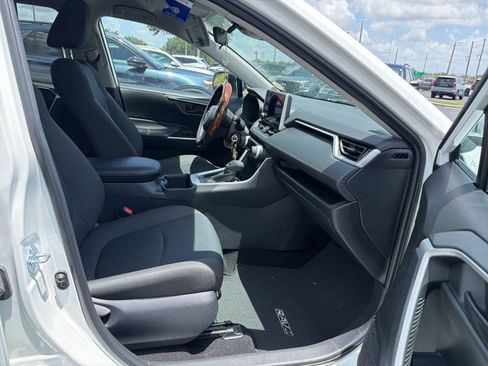 Used 2025 Toyota RAV4 LE FWD image 7