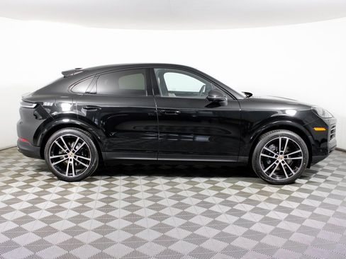 New 2026 Porsche Cayenne Coupe image 8