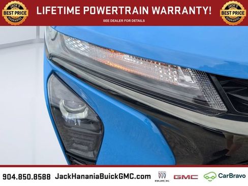 Certified 2024 Chevrolet Trax RS FWD image 9