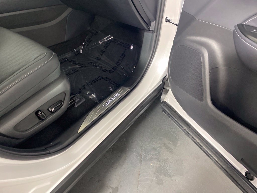 Used 2025 Lexus NX 350h AWD w/ Accessory Package (2T) image 30