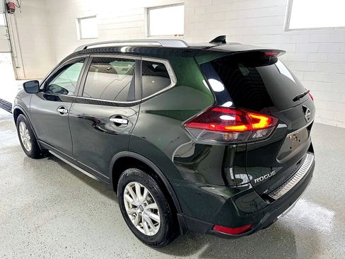 Used 2019 Nissan Rogue SV image 6