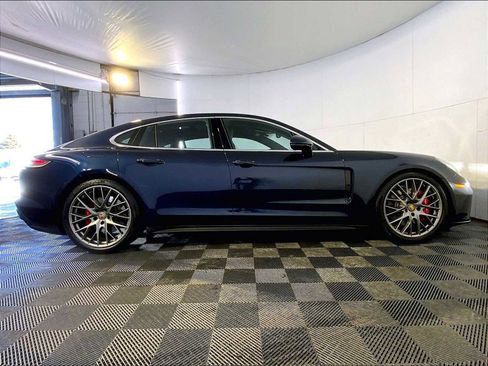 Certified 2023 Porsche Panamera 4S image 8