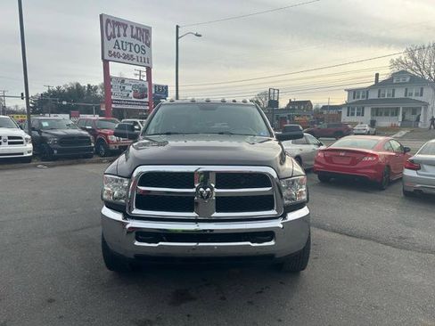 Used 2016 RAM 2500 Tradesman w/ Chrome Appearance Group image 3