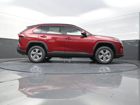 New 2025 Toyota RAV4 XLE w/ Convenience Package AWD/4WD image 34