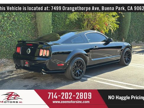 Used 2006 Ford Mustang GT RWD image 7