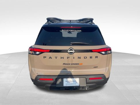 Used 2024 Nissan Pathfinder Rock Creek AWD/4WD image 4