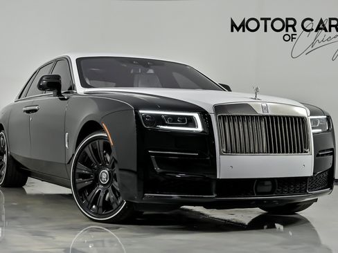 Used 2022 Rolls-Royce Ghost image 1
