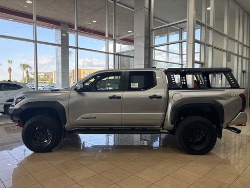 New 2025 Toyota Tacoma TRD Off-Road image 7