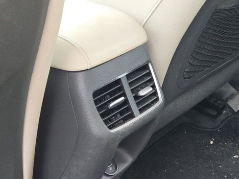 Used 2022 Hyundai Sonata Limited image 10