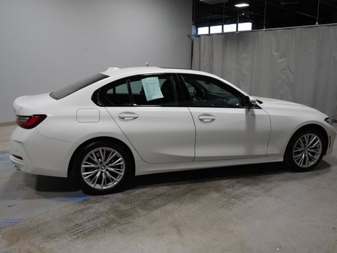 Used 2023 BMW 330i xDrive Sedan w/ Premium Package AWD/4WD image 21
