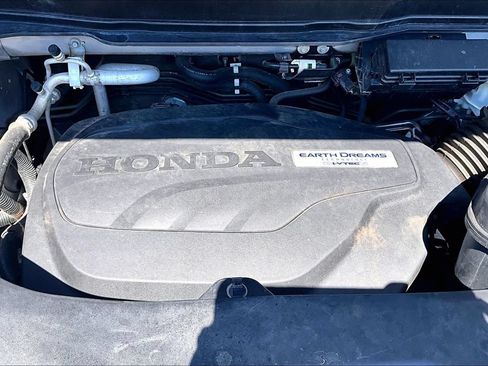 Used 2017 Honda Pilot Elite image 9