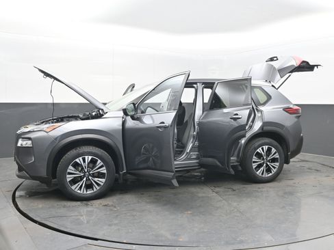 Certified 2023 Nissan Rogue SV image 40