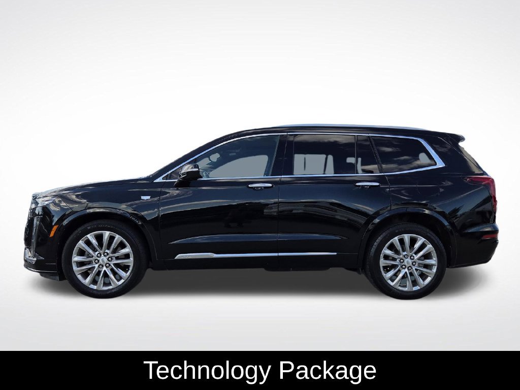 Used 2023 Cadillac XT6 Premium Luxury w/ Technology Package FWD image 5