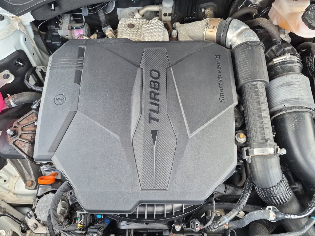 Used 2021 Hyundai Santa Fe Limited FWD image 13