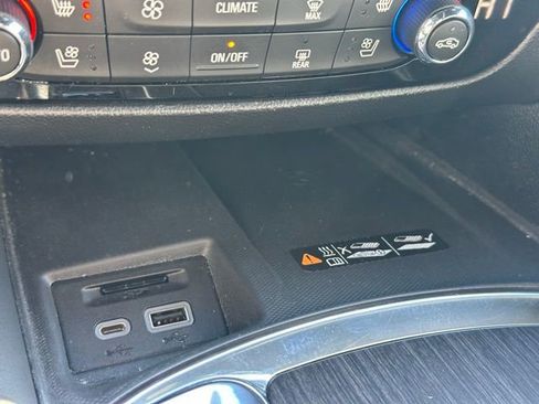 Used 2023 Buick Enclave Avenir w/ Avenir Technology Package image 22