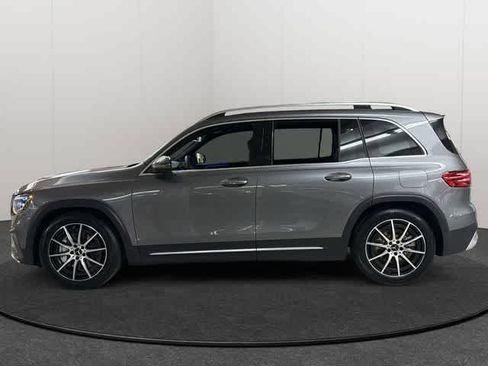 Used 2026 Mercedes-Benz GLB 35 AMG 4MATIC image 3