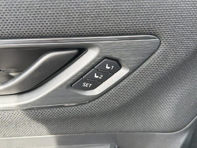 New 2026 Subaru Outback Limited AWD/4WD image 34
