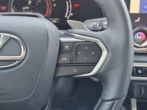 Used 2024 Lexus RX 350 Premium Plus w/ Convenience Package FWD image 25