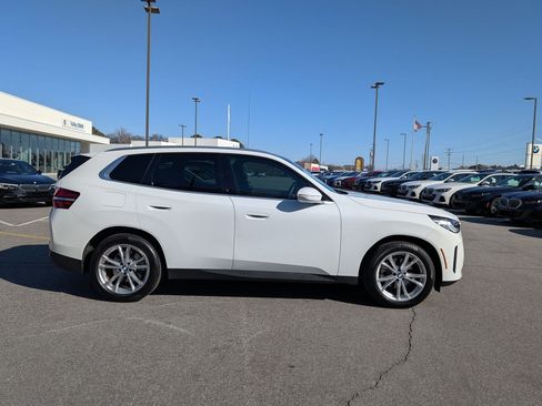 Used 2025 BMW X3 xDrive30i w/ Convenience Package image 2