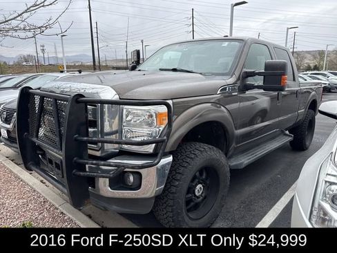 Used 2016 Ford F250 XLT w/ FX4 Off-Road Package image 2