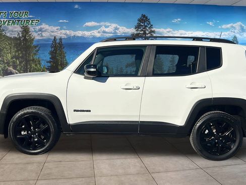 Certified 2022 Jeep Renegade Altitude w/ Sun/Sound Group image 8