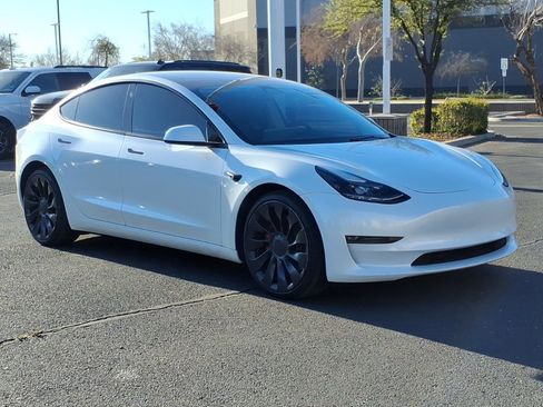 Used 2023 Tesla Model 3 Performance image 7