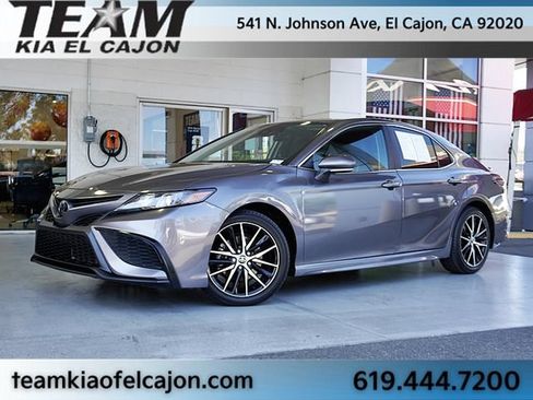 Used 2023 Toyota Camry SE w/ Protection Package (Q2) (TMS) FWD image 2