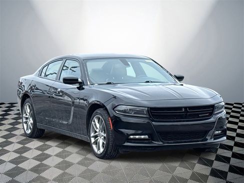 Used 2022 Dodge Charger SXT w/ Plus Group image 5