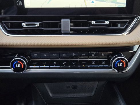 New 2026 Chevrolet Equinox ACTIV image 10