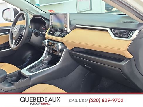 Used 2021 Toyota RAV4 XLE Premium FWD image 29