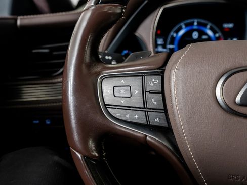 Used 2018 Lexus LS 500 500 Base image 42