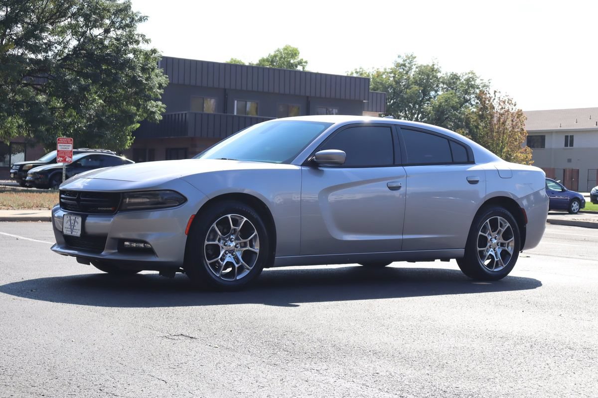 Used 2015 Dodge Charger SXT w/ AWD Plus Group image 11