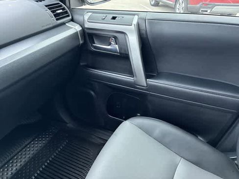 Used 2024 Toyota 4Runner SR5 Premium w/ Moonroof Package AWD/4WD image 33