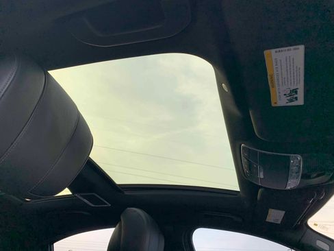 Used 2020 Mercedes-Benz S 560 S 560 Sedan 4D image 3