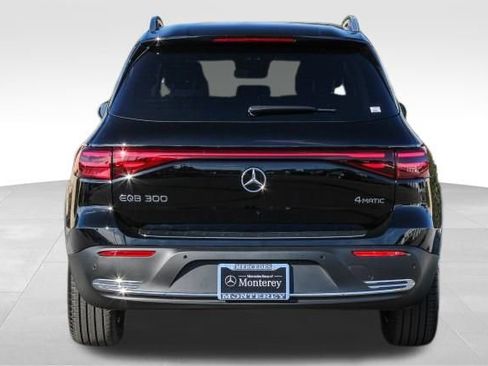 New 2025 Mercedes-Benz EQB 300 4MATIC image 7