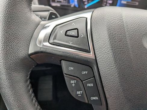 Used 2024 Ford Edge SEL w/ Convenience Package image 27