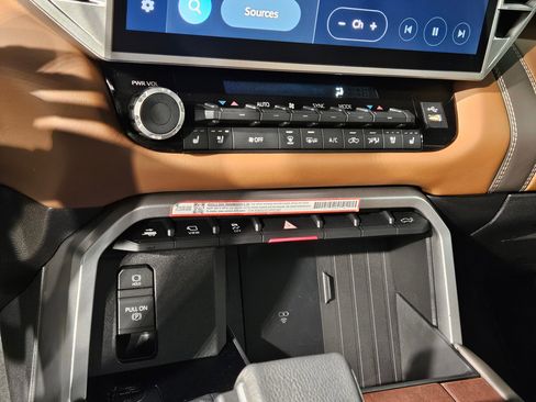 Used 2025 Toyota Tundra 1794 Edition image 32