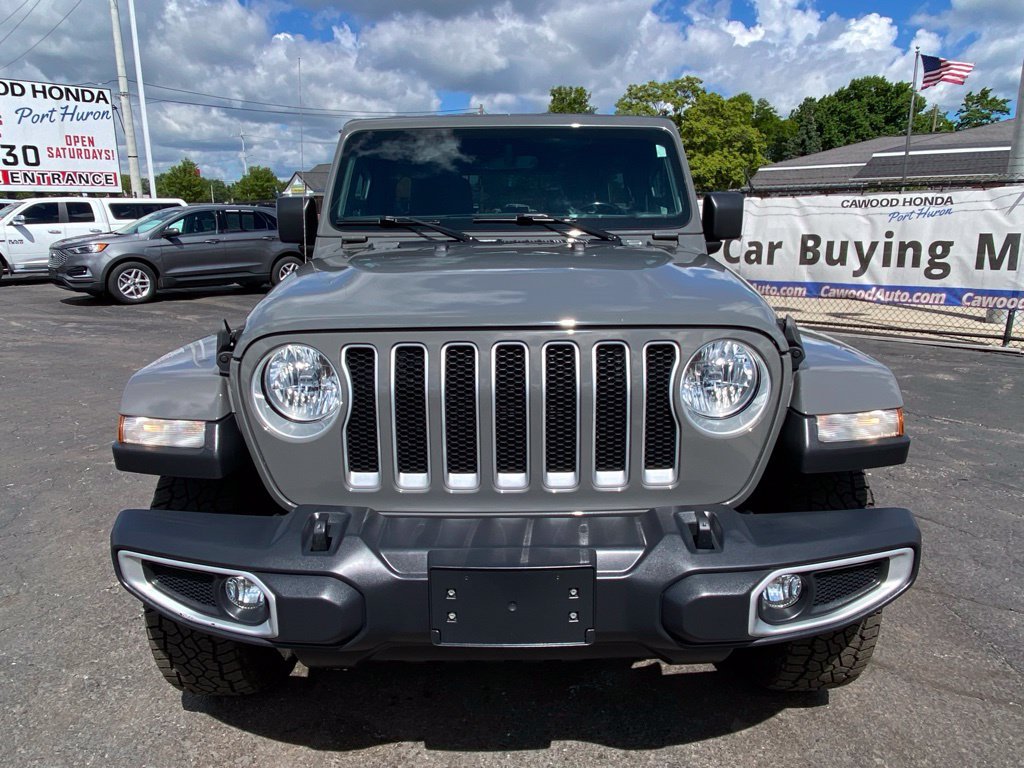 Used 2020 Jeep Wrangler Unlimited Sahara w/ Dual Top Group AWD/4WD image 10