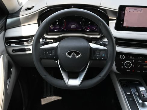 Used 2026 INFINITI QX60 Luxe w/ Cargo Package FWD image 9