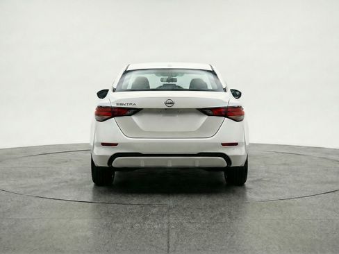 Used 2025 Nissan Sentra S image 7